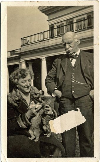 Catherine Lipop Graves and Professor Charles A. Graves