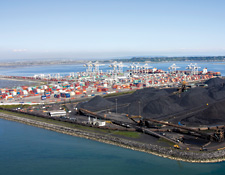 Industrial port for sea containers and coal exports