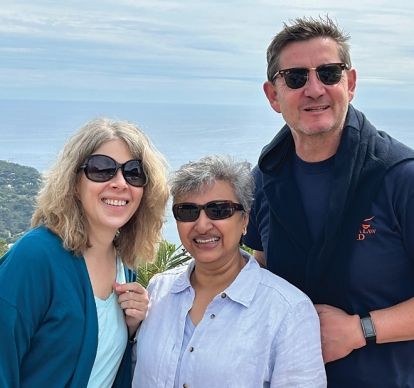 Mary Braunsdorf ’87 and Jayshree Parthasarathy ’87 visited Franz Heidinger LL.M. ’87 in Southern France in May.