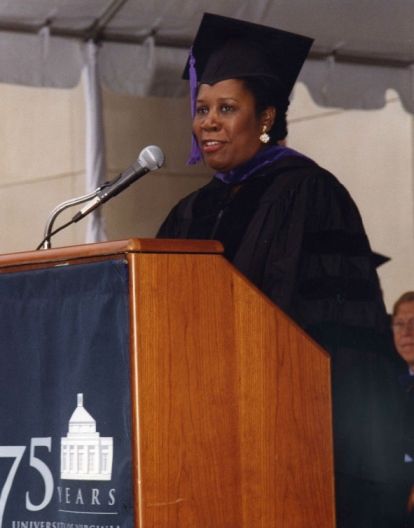 Sheila Jackson Lee speaks at graduation