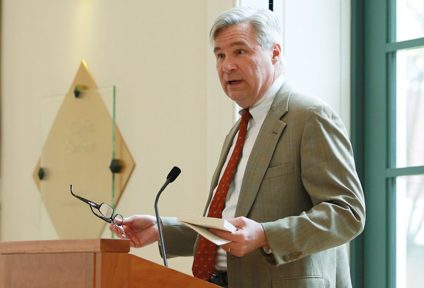 The courts may be an avenue to regain traction on climate change, U.S. Sen. Sheldon Whitehouse ’82 said in April at the Law School during the annual Lillian K. Stone Distinguished Lecture.