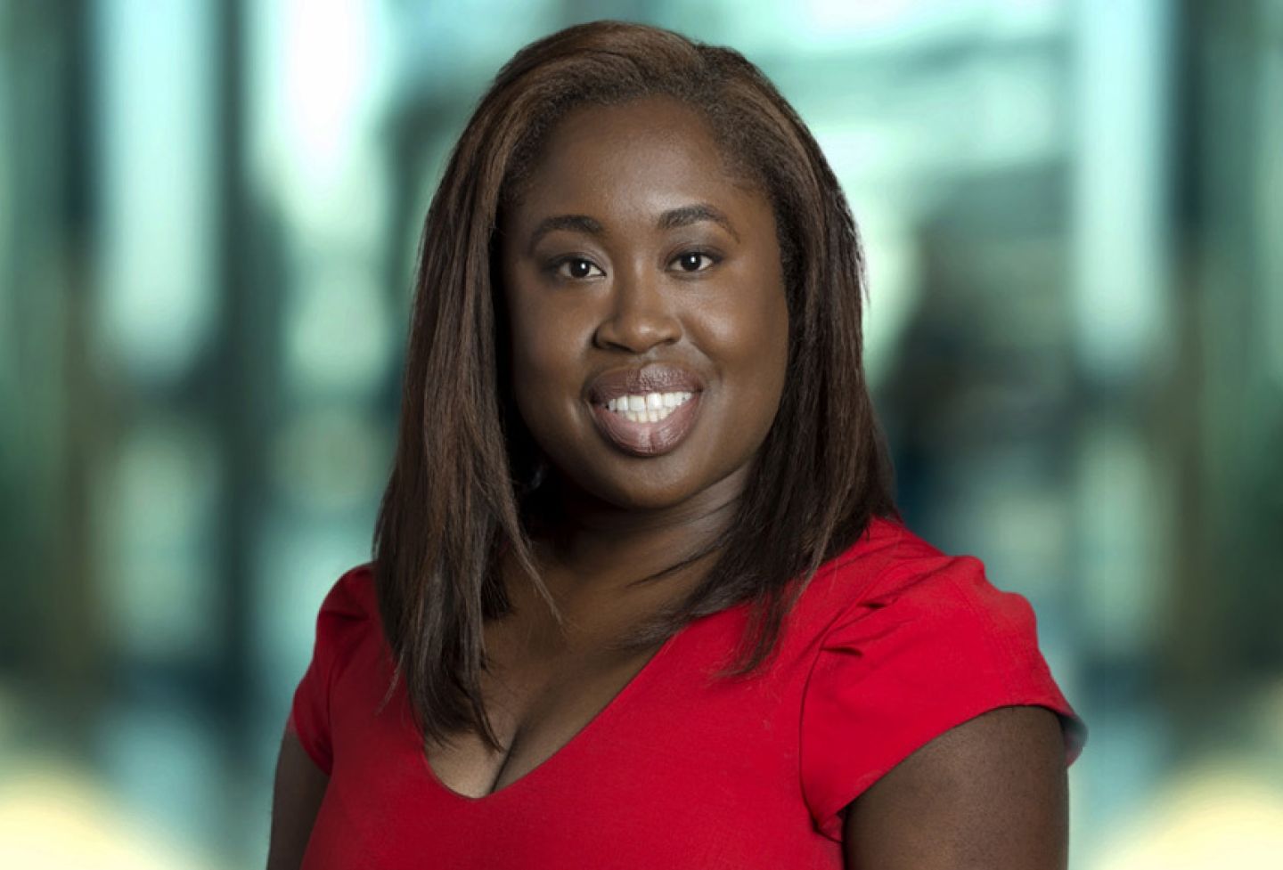 The Black Law Students Association named Dana Weekes ’09, a managing director at Arnold & Porter, recipient of the BLSA Alumni Spotlight Award.
