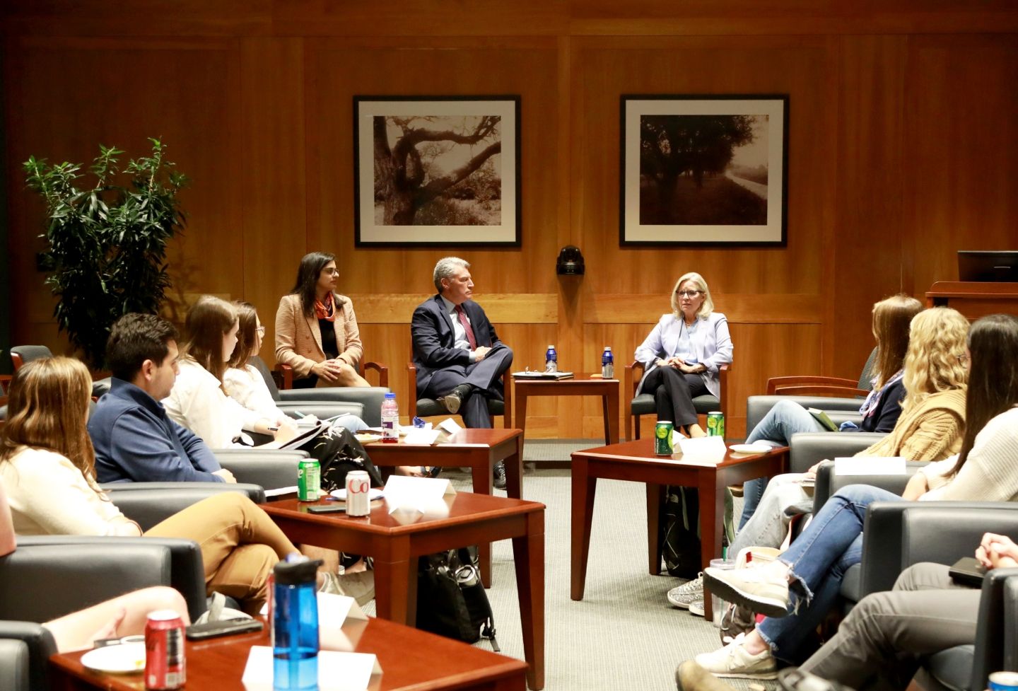 Liz Cheney, Tim Heaphy, Payvand Ahdout and students