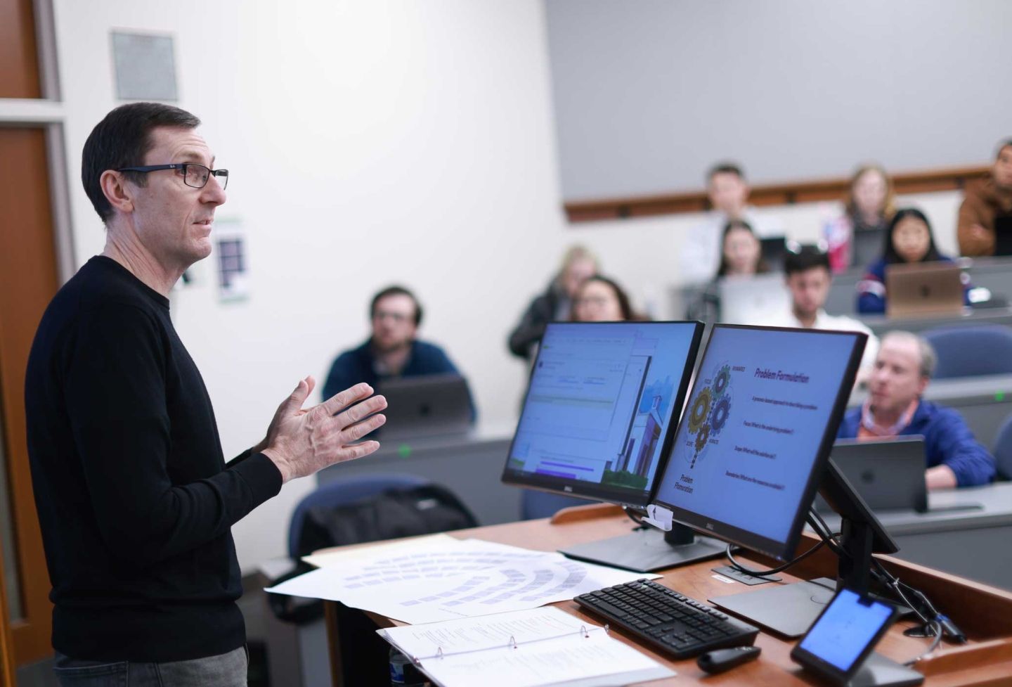 Thomas Nachbar teaching