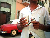 Cuban with antenna