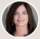 Suzelle Smith ’83