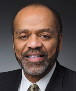 ROSCOE C. HOWARD JR. ’77